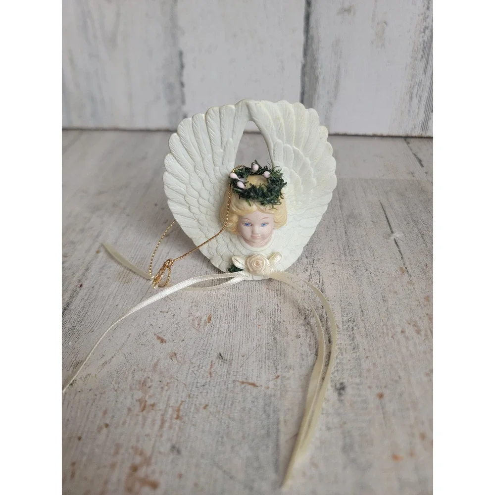 Vintage porcelain cherub wings ornament Xmas rose lace religious